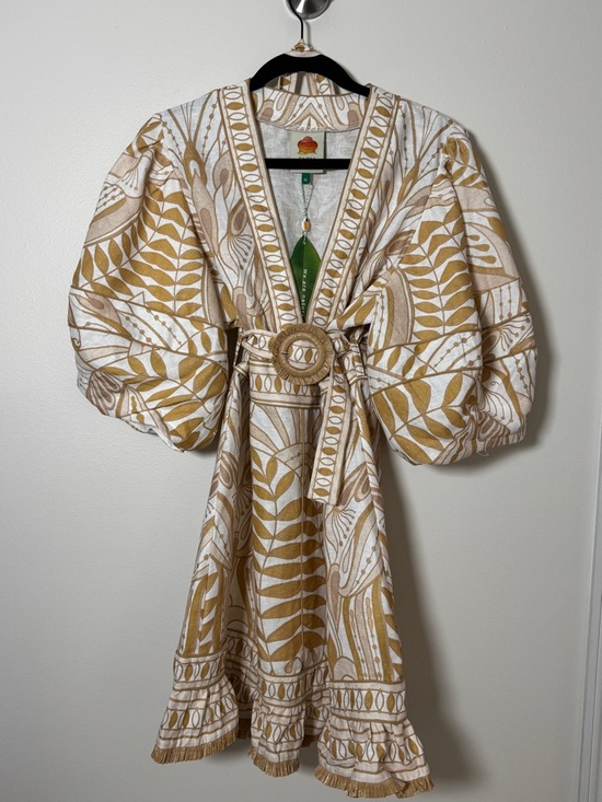 FARM Rio Dresses & Skirts - Farm Rio Beige Gold Botanical Puff Sleeve Mini Dress NWT XL Belted Boho